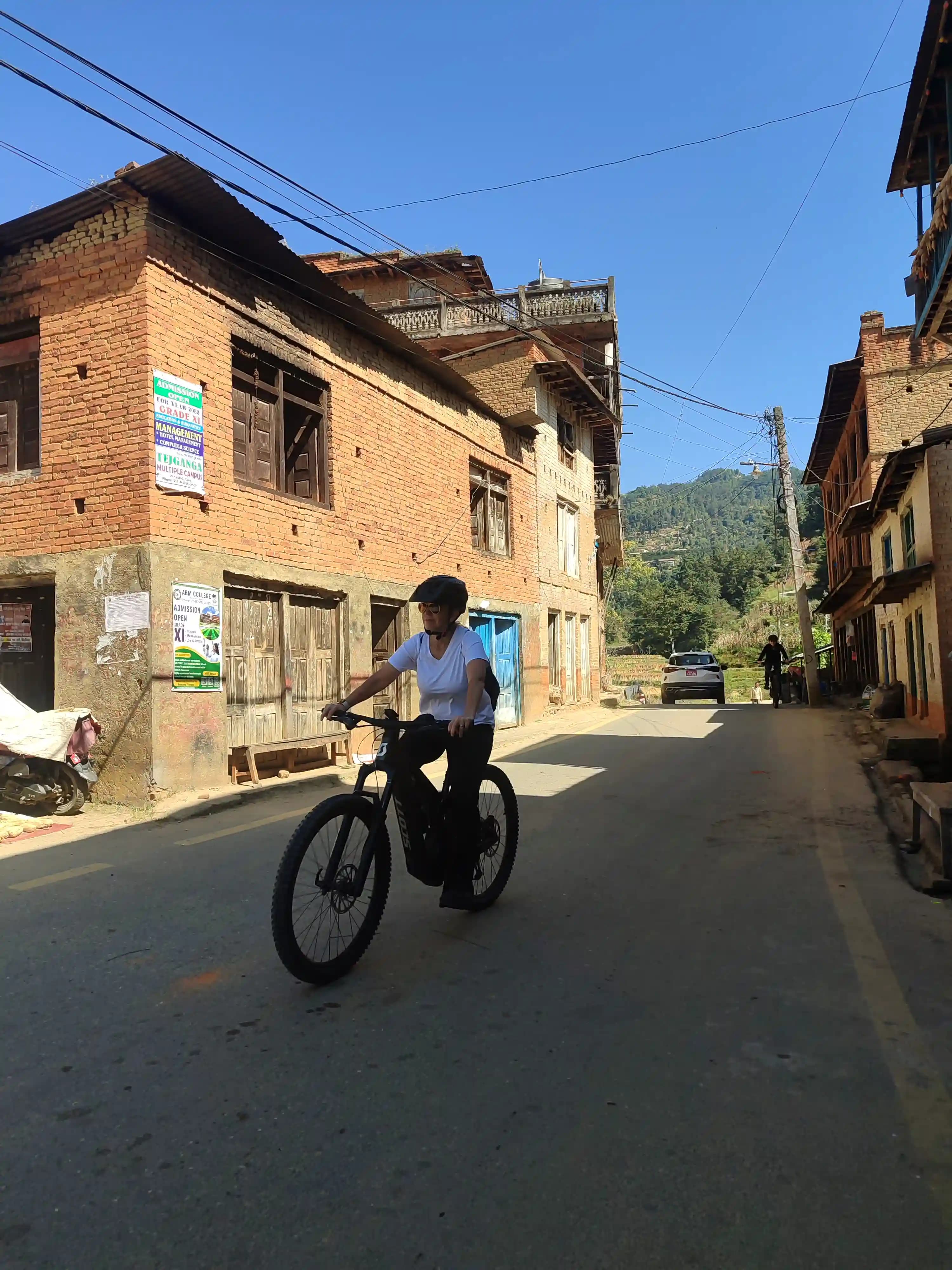 emtbtoursinkathmanduvalleyriders.webp