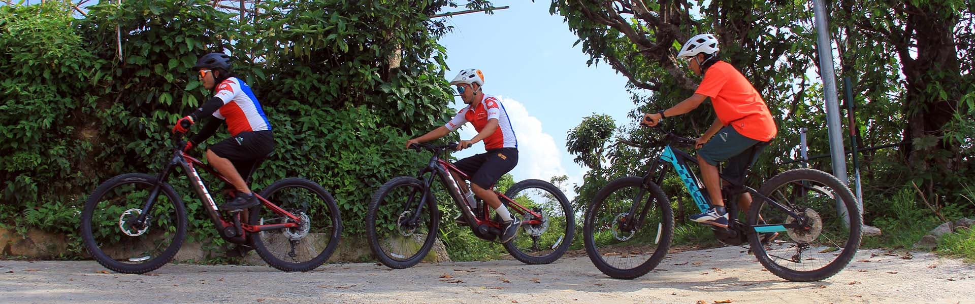 E-biking-tour-with-Pokhara-Mtb-Advnture.jpg
