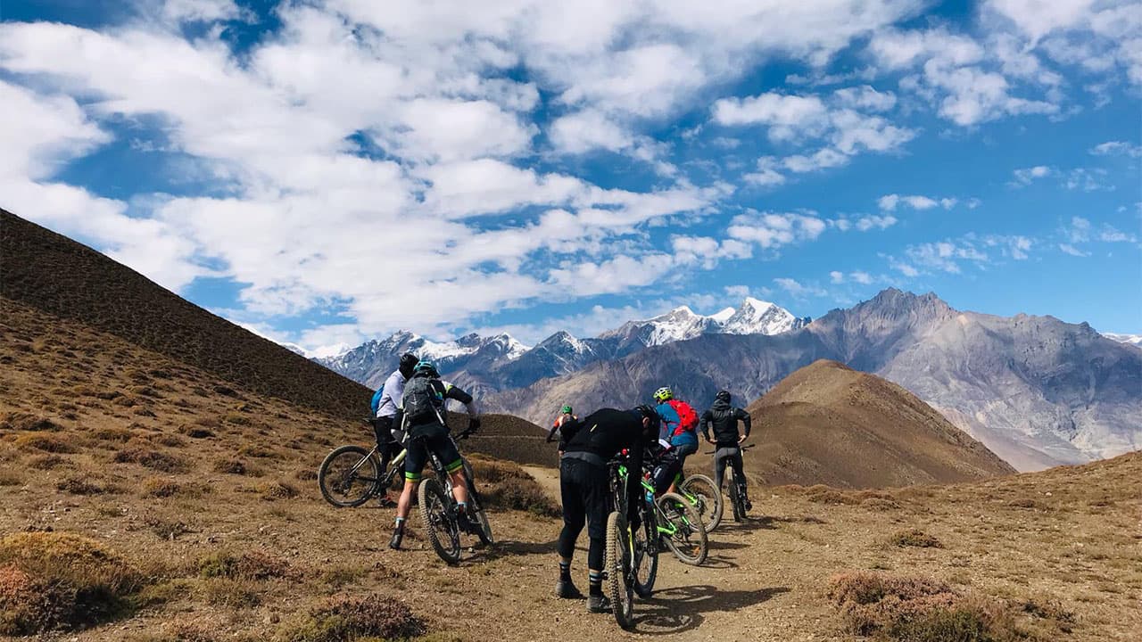 Top-mountain-bike-trail-in-Nepal.jpg