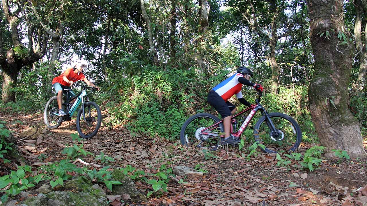 e-mountain-biking-in-Pokhara-with-PMTBA.jpg