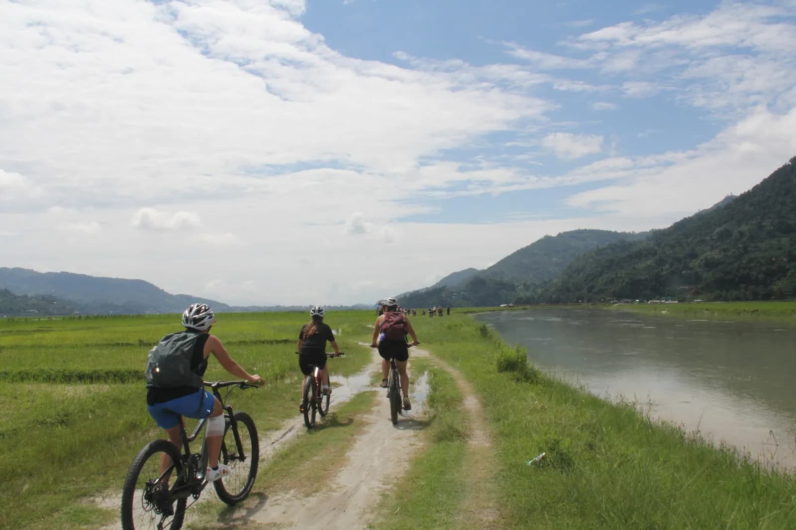 riversidegrasstrackcyclists.webp