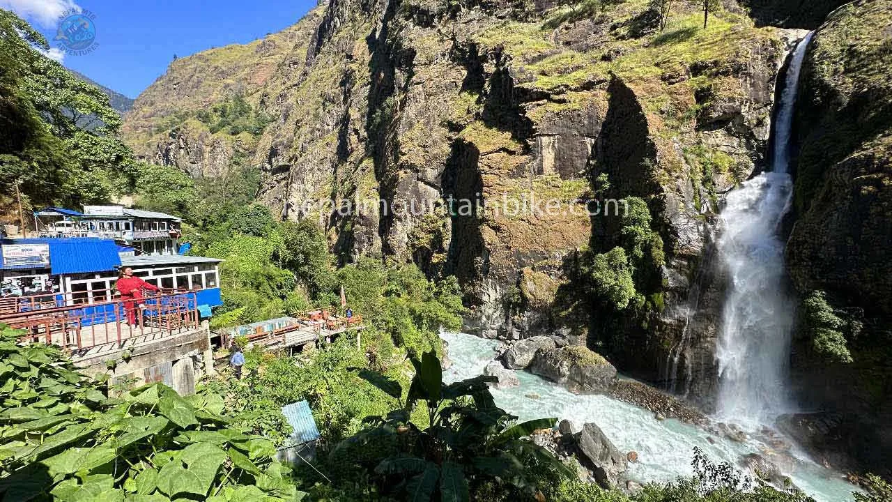 One of the most beautiful waterfall observed during the Annapurna Circuit MTB tour.